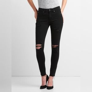 NWT GAP Black distressed skinny Jeggings size 28